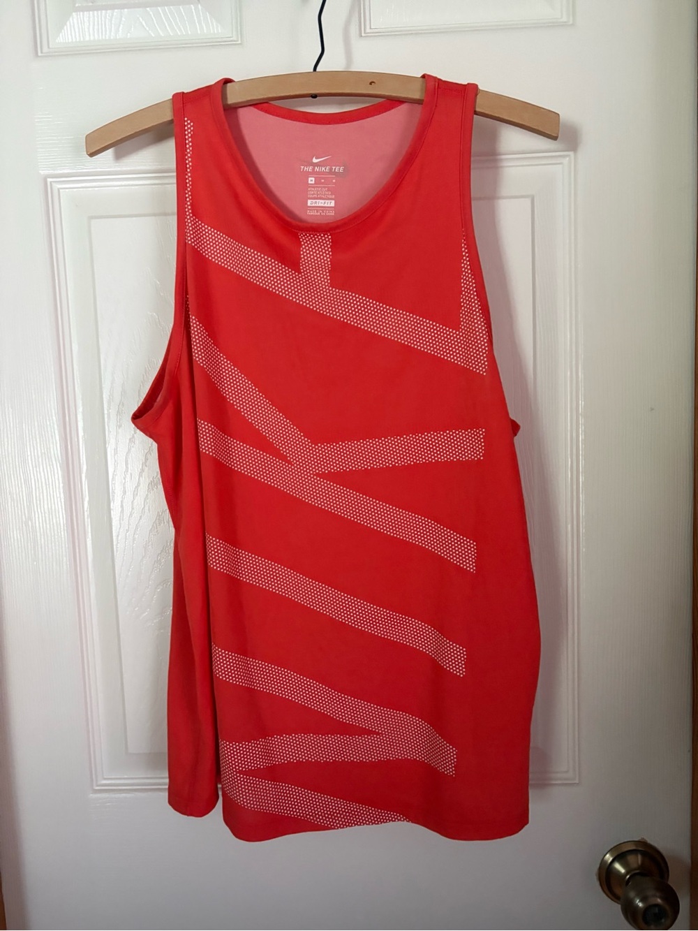 Nike Dri-FIT The Nike Tee Tank Top Medium Red Graphic Athletic Training